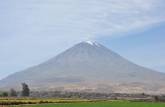O belo vulcão El Mistí, em Arequipa - Peru